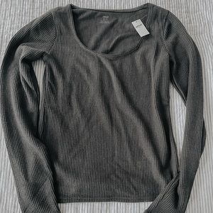 Women’s Aerie NWT Top